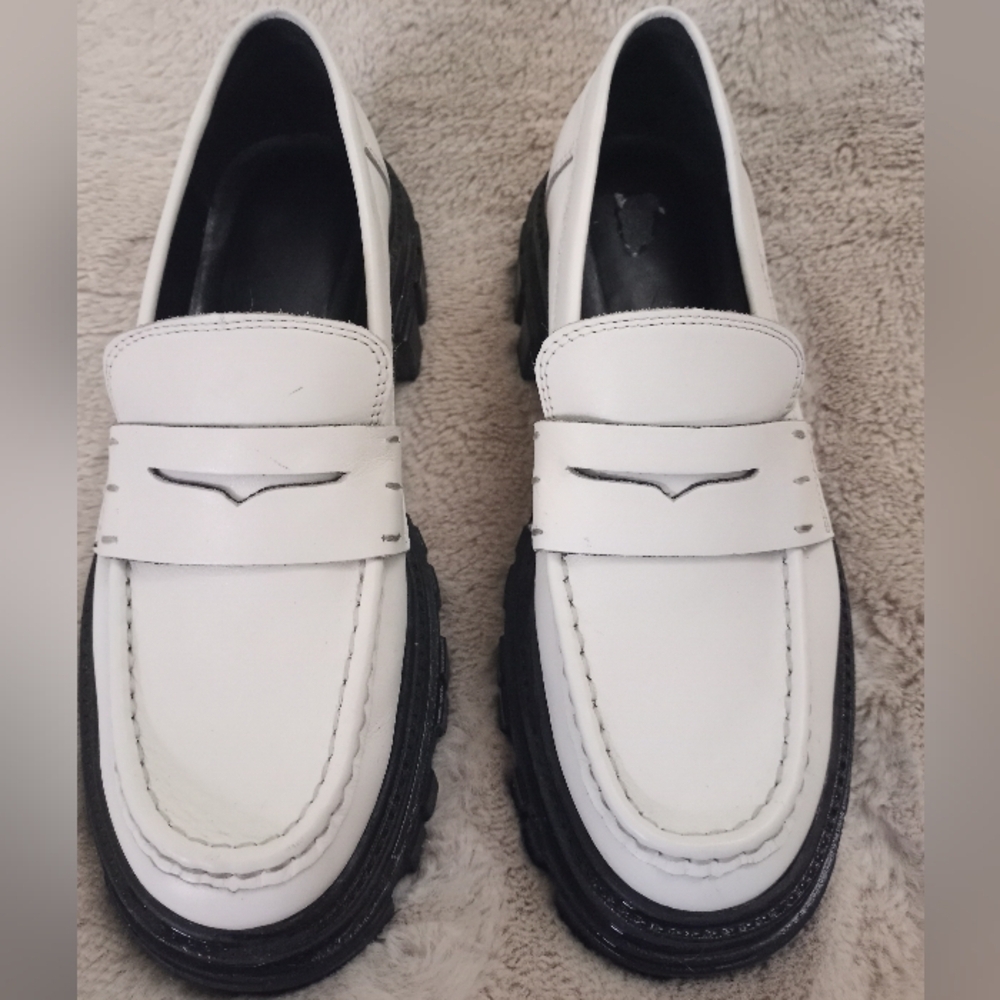 Marc Fisher Chunky Lug Soled Preppy Y2K Grunge Academia Classic 90s Loafer - Picture 2 of 8